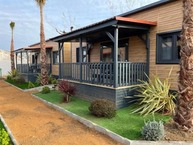 2 Bedrooms Chalet