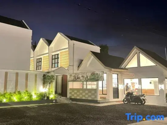 Lodjisvarga Villa Jogja
