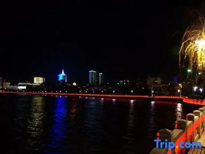 Shihaolou Hotel