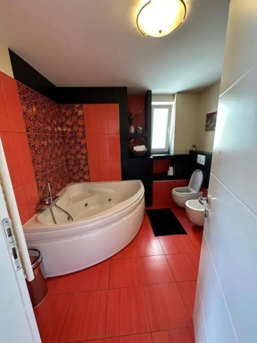 Room DeLuxe