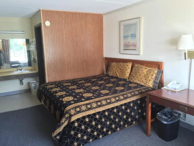 Daniel Boone Motor Inn