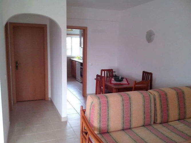 1 Bed Flat - Sleeps 2 - Parking - Wifi