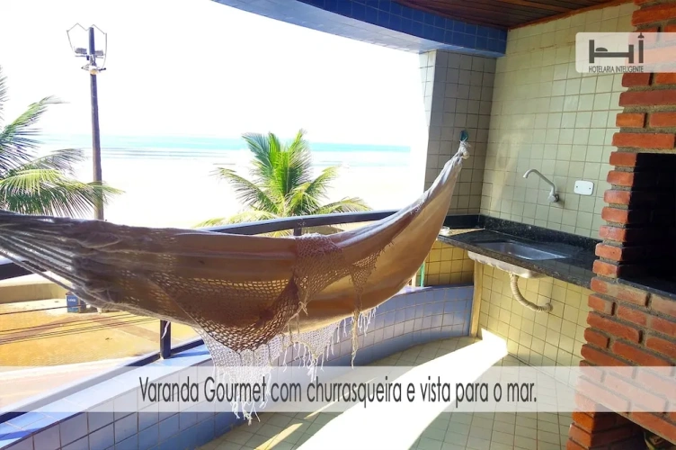 2 Bedrooms Luxury Apartment with sea view