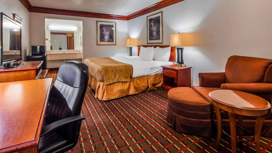 Scottish Inn Decatur