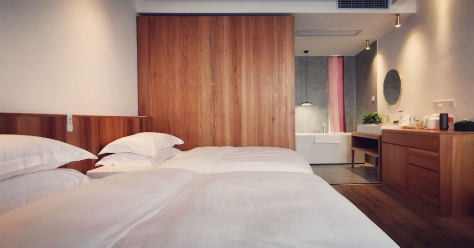 Premier Twin room with view