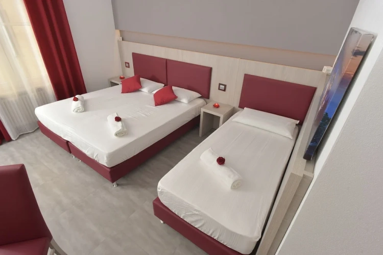 Superior Triple room