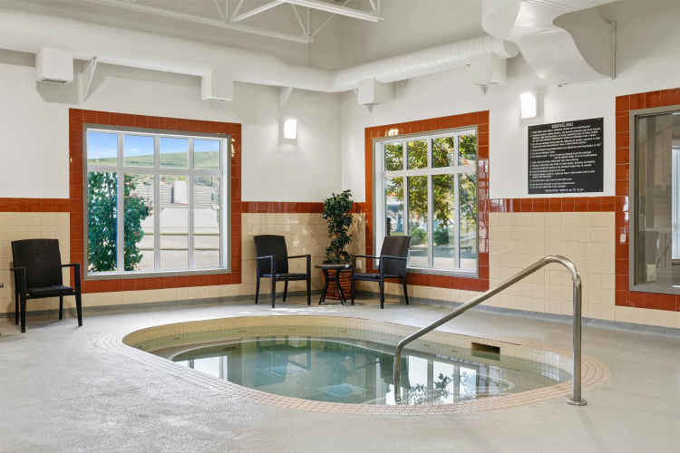 Ramada by Wyndham Drumheller Hotel & Suites photo 12