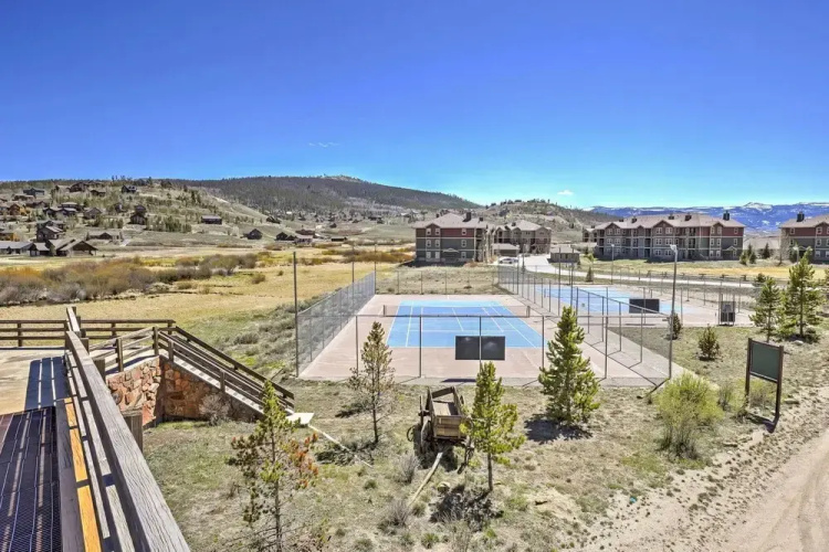 2 Mi to Granby Ranch: Resort Studio w/ Pool Access