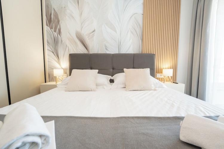2 Bedrooms Apartment with sea view