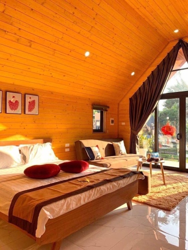Deluxe Bungalow