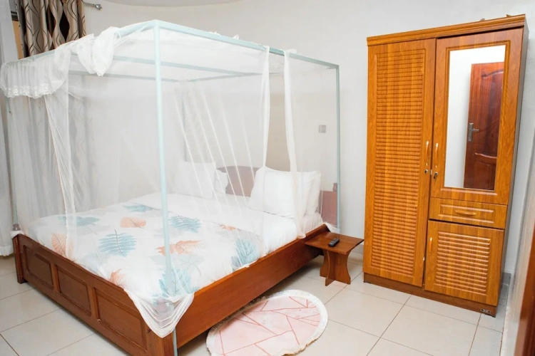 Family Suite with balcony and with city view