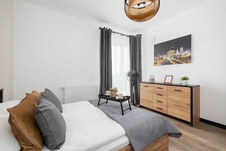 Kopiec Kraka Apartment by Renters