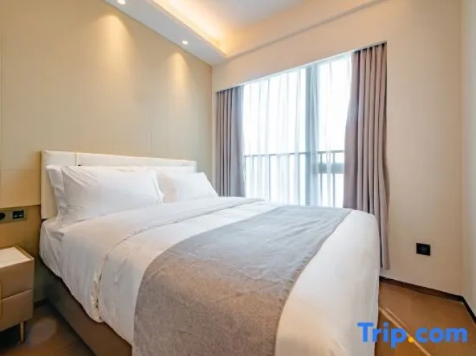 2 Bedrooms Premier Suite with balcony