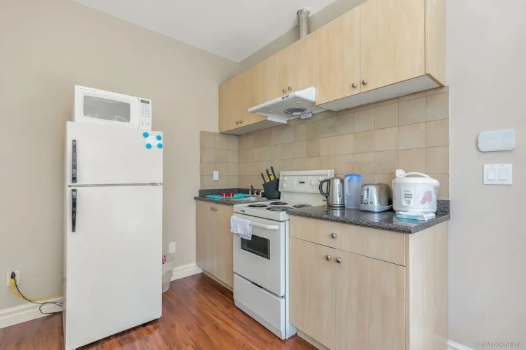 2 Bedrooms Apartment