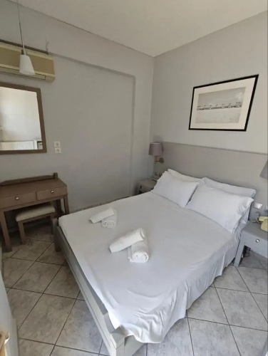 Karis Hotel