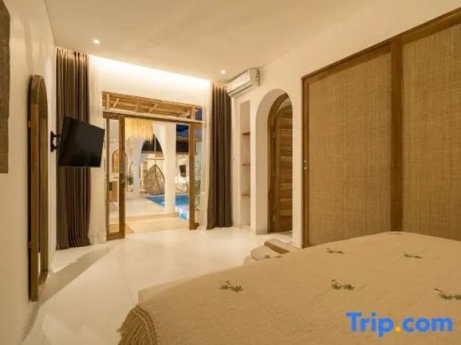 2 Bedrooms Villa