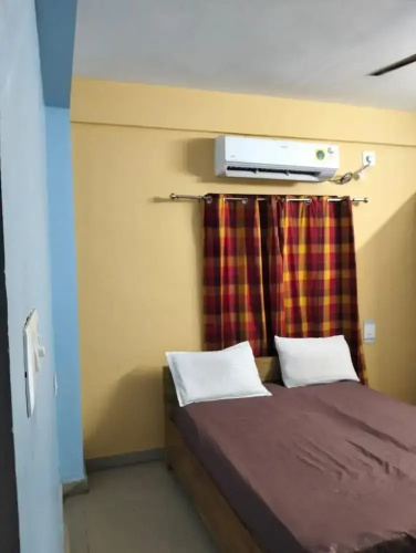 Goroomgo Shivansh Guest House
