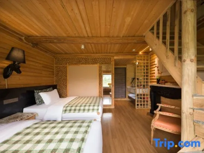 Deluxe Quadruple room