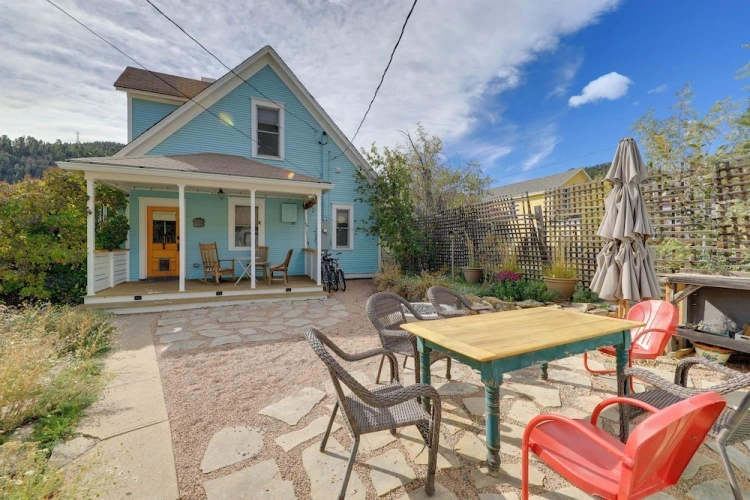 2 Bedrooms Cottage