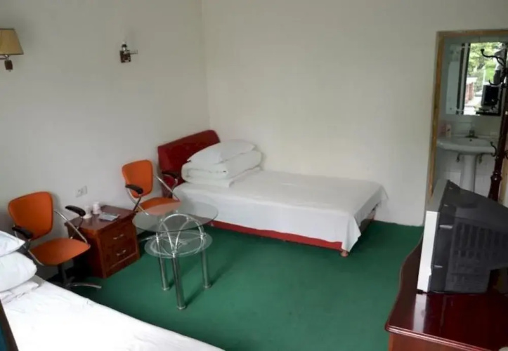 Tianlege Hostel