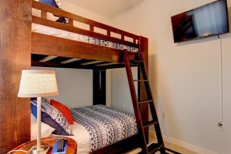 3 Bedrooms Cottage