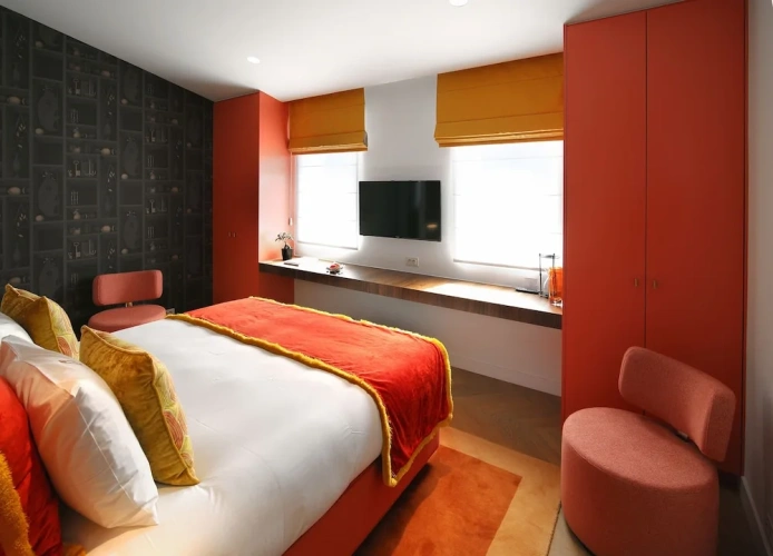 Luxury Suite