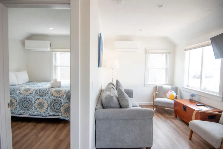 1 Bedroom Cottage with ocean view