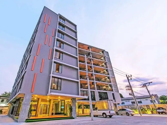 B2 Phuket Boutique & Budget Hotel