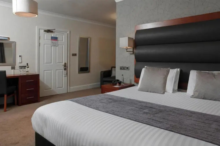 Lion Hotel