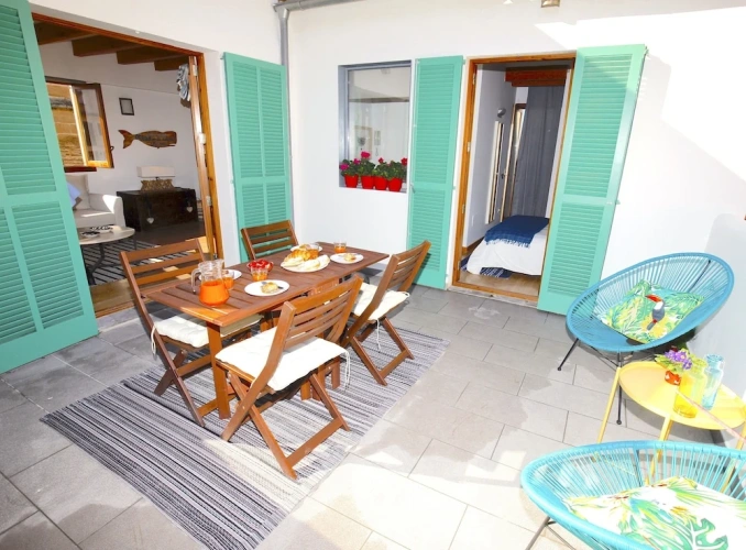 1 Bedroom Superior Penthouse room with balcony and with city view