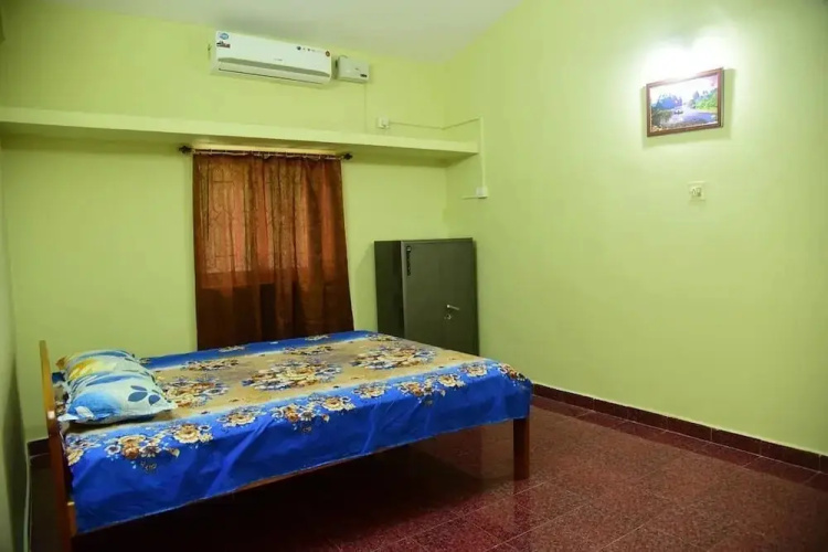 Nirvaah Room Siolim- Kitchenete