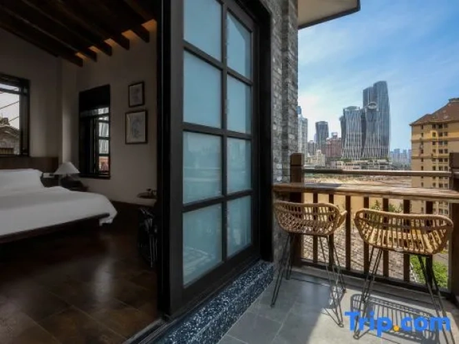 Standard Double room with balcony and with river view