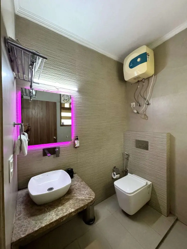 Haven Hotel Sector 31,Gurugram