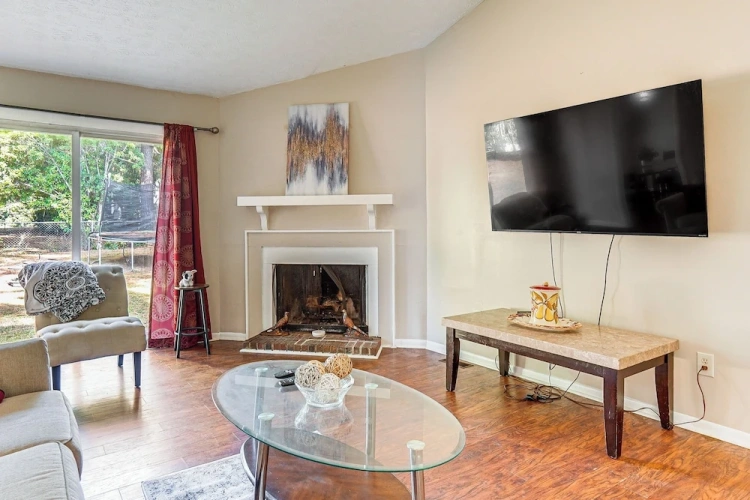 3 Bedrooms Cottage