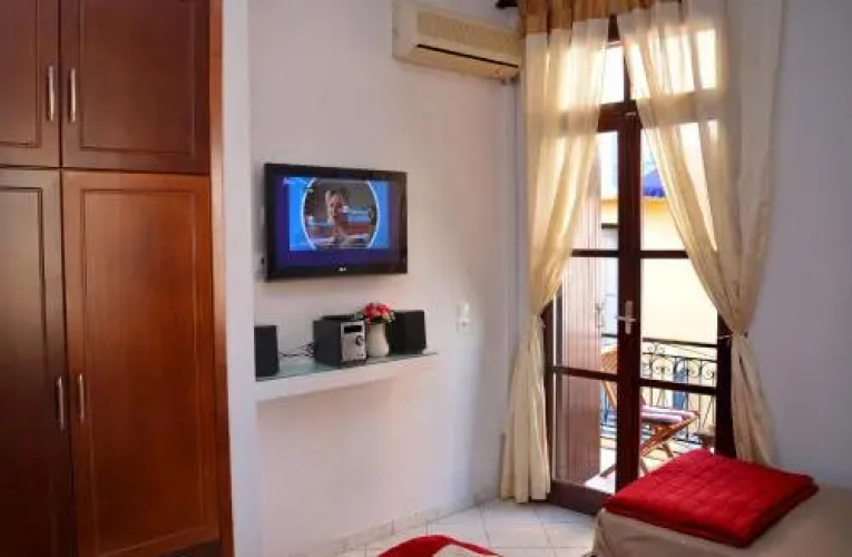 Enetiko Rooms