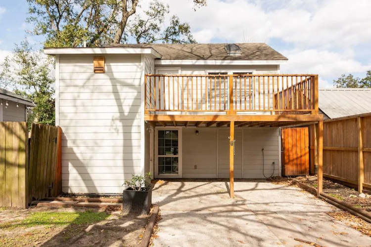 Wonderful Getaway Houston 2BR w/Balcony Views