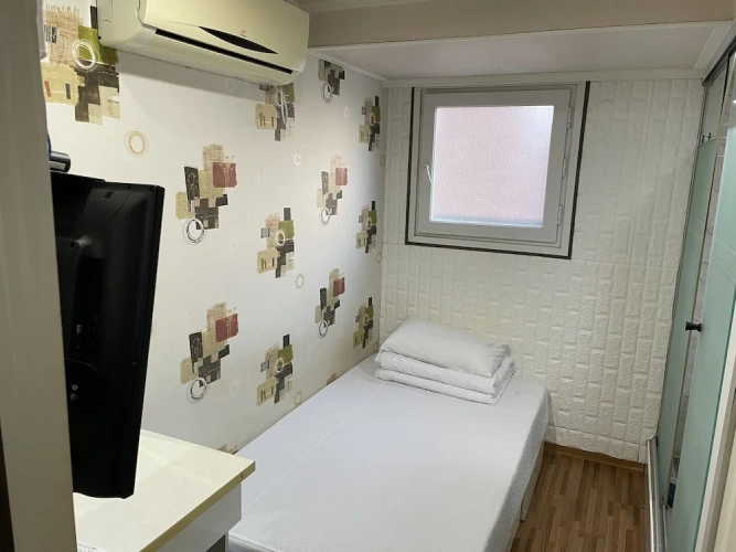 Standard Single room with view