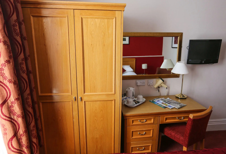 Royal Exeter Hotel