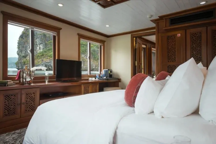 Premium Suite with balcony