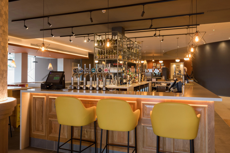 Holiday Inn Edinburgh photo 32