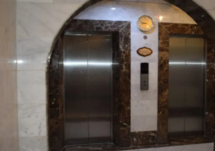 Alzahra Alraqi Hotel