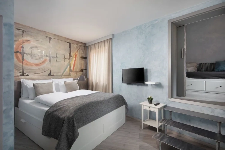 Comfort Triple room