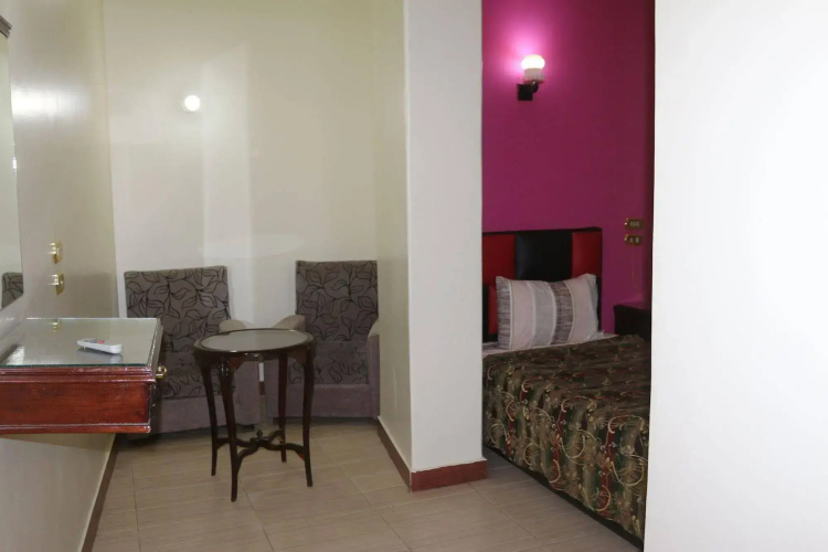 Nubanile Hotel