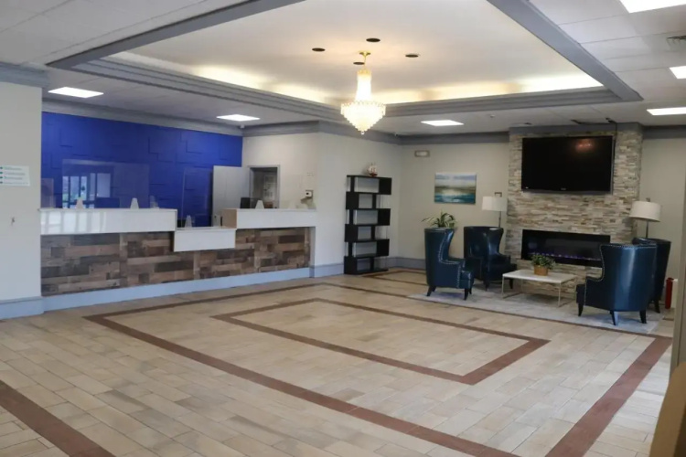 Ramada - Bradley Airport