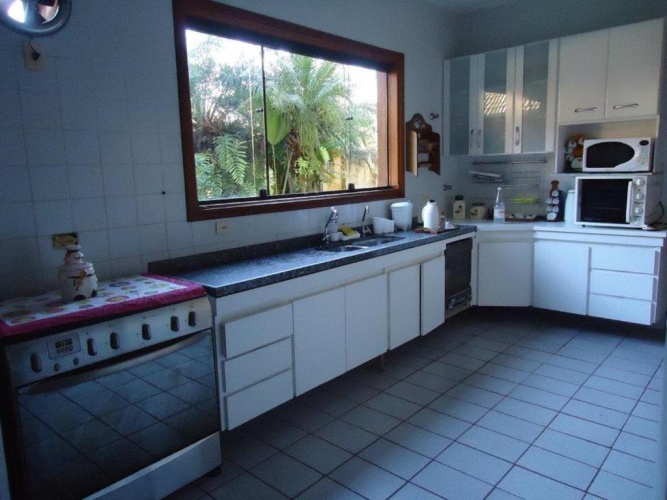 4 Bedrooms Cottage