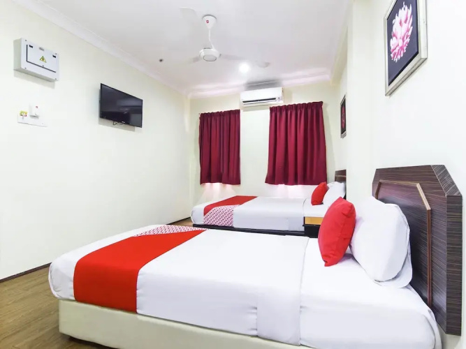 Oyo 327 Buddys Hotel