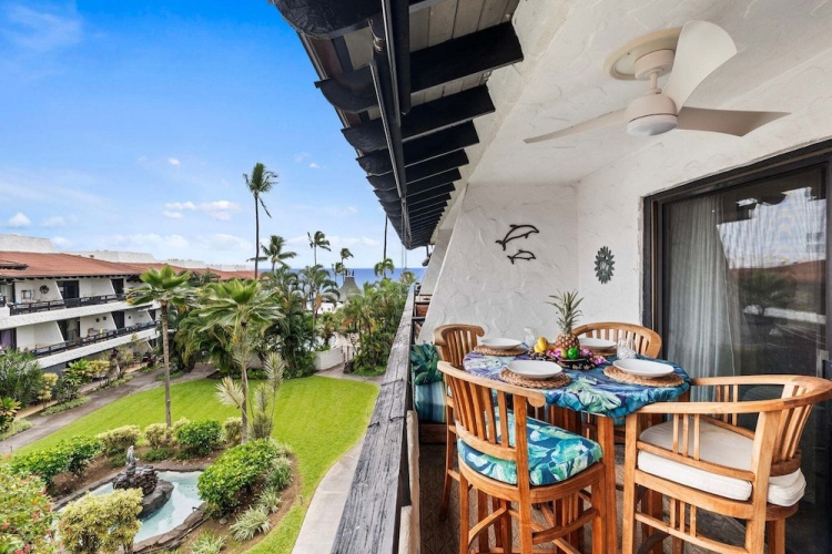 Standard Double room with balcony and with partial ocean view