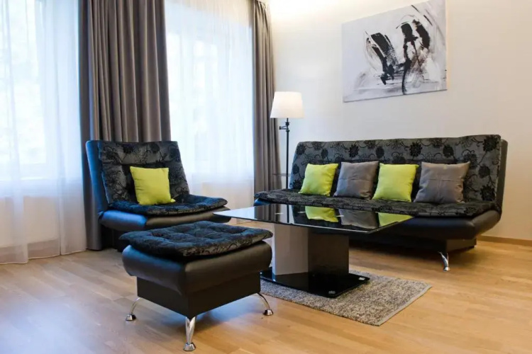 Apartment4Me