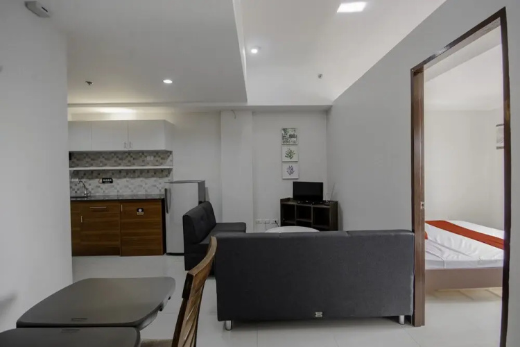 OYO 739 Cornerstone Manor
