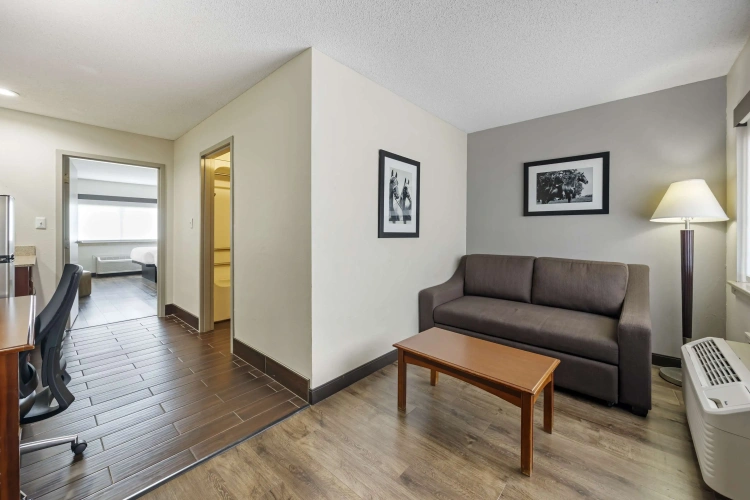 Quadruple Suite